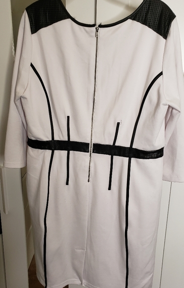 Giuliana Rancic Women's dress - Picture 2 of 4